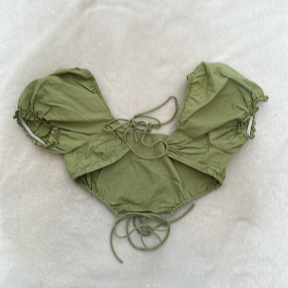 Polly princess olive green cropped tie top size 4 - Picture 3 of 4